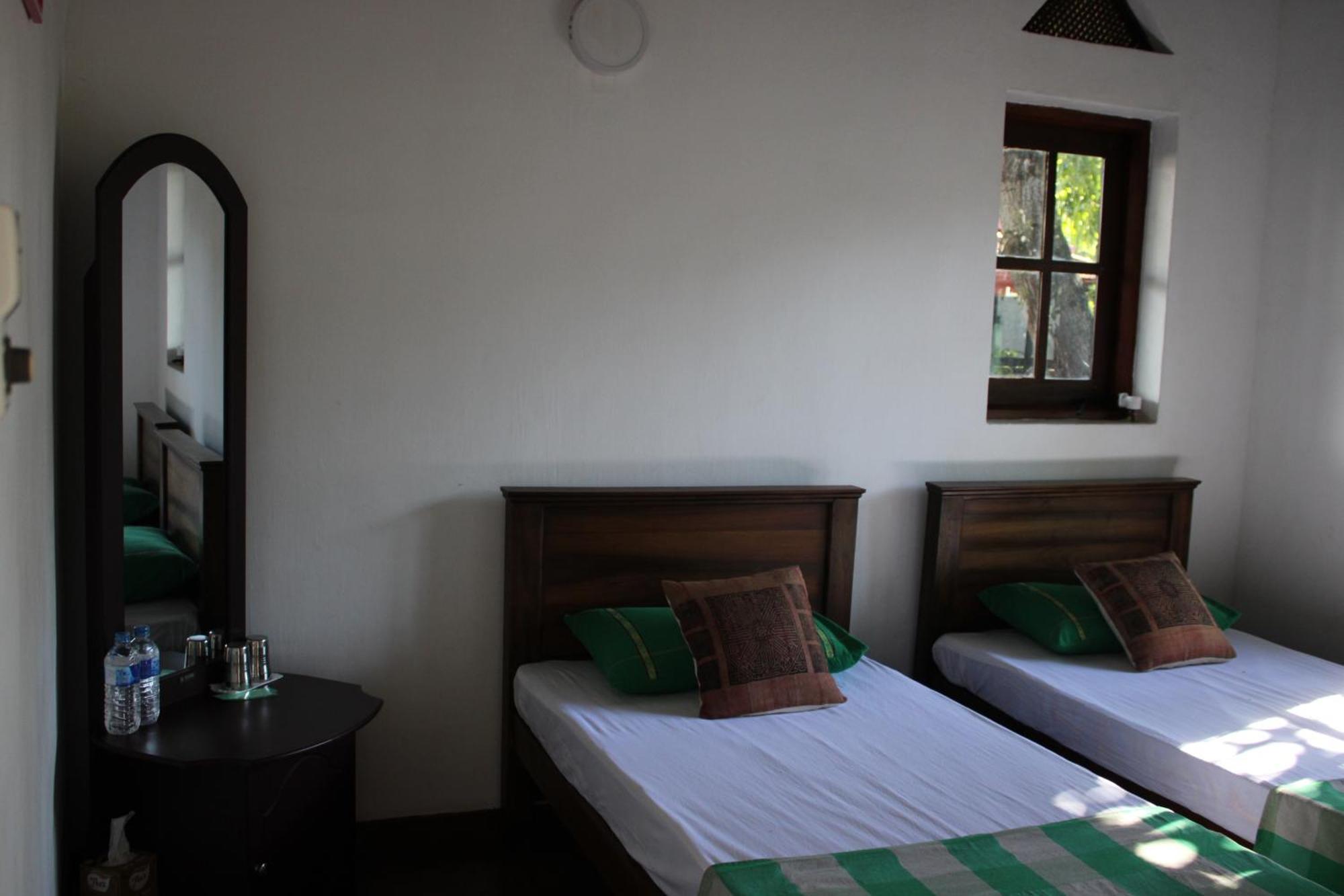 Olideb Gedara Hotel Negombo Kültér fotó