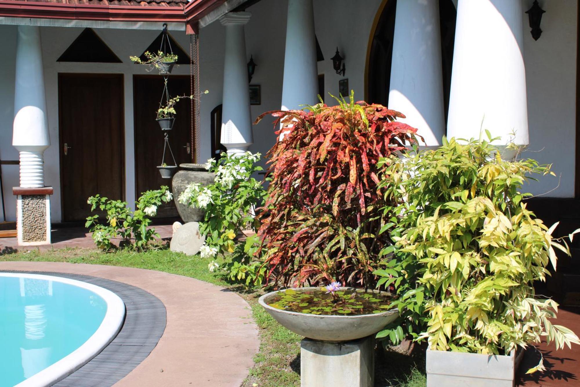 Olideb Gedara Hotel Negombo Kültér fotó